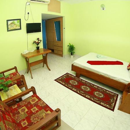 סילט Hotel Farmis Garden מראה חיצוני תמונה