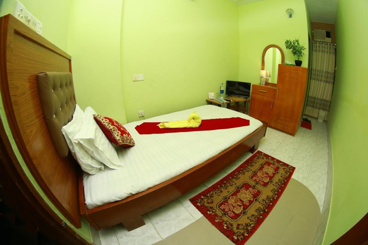 סילט Hotel Farmis Garden מראה חיצוני תמונה