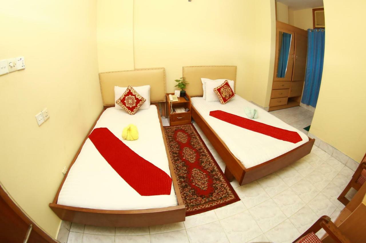 סילט Hotel Farmis Garden מראה חיצוני תמונה